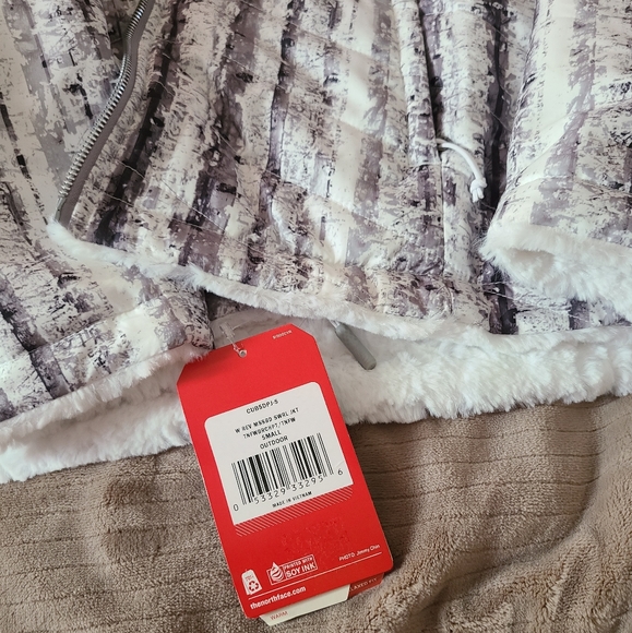 North Face Reversible Jacket - Picture 4 of 5